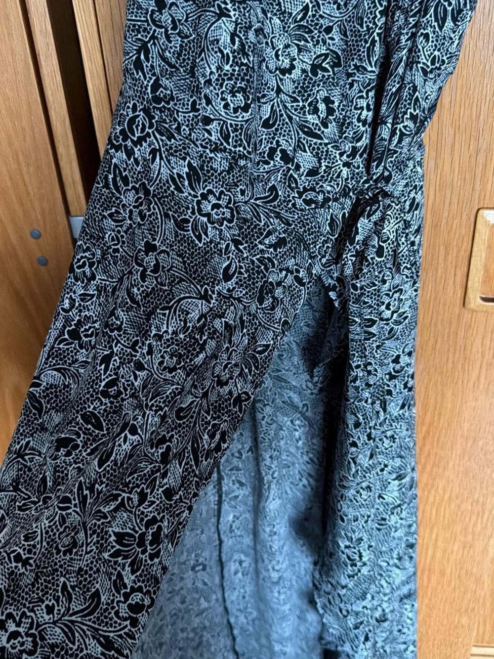 Abercrombie & Fitch Black Floral print Wrap Maxi Dress
